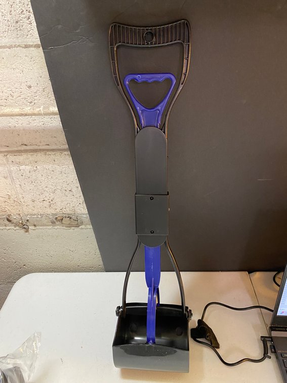 New Folding Pooper Scooper