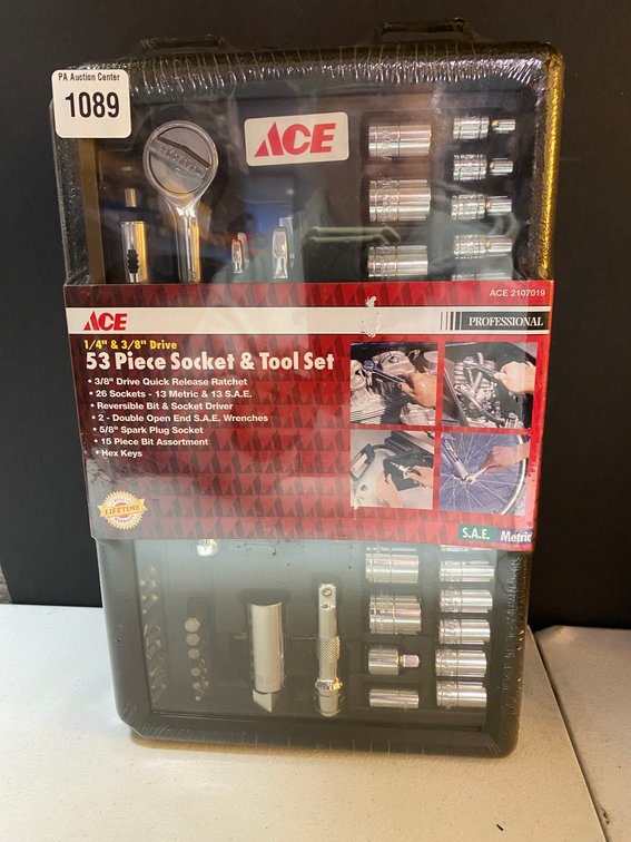 New Ace 1/4" & 3/8" 53pc Socket & Tool Set