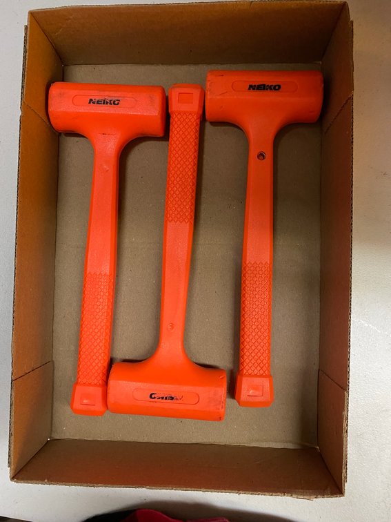 Box Lot Of 3 1lb Neiko Dead Blow Hammers