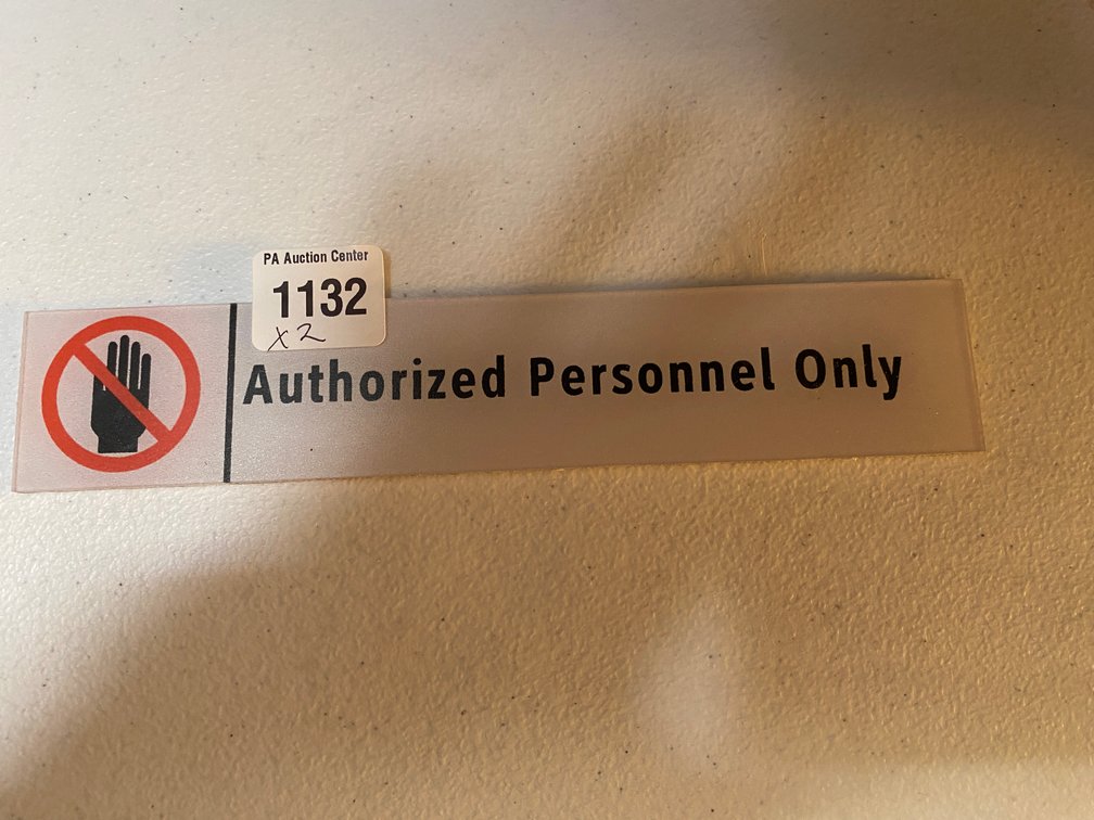 (2x) 9"x2" Sign
