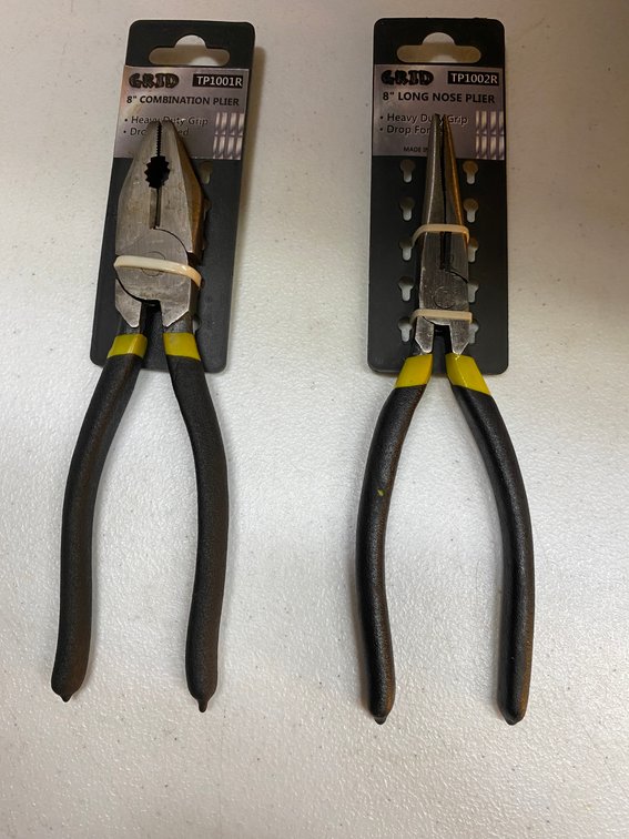 Grid 8" Plier Lot