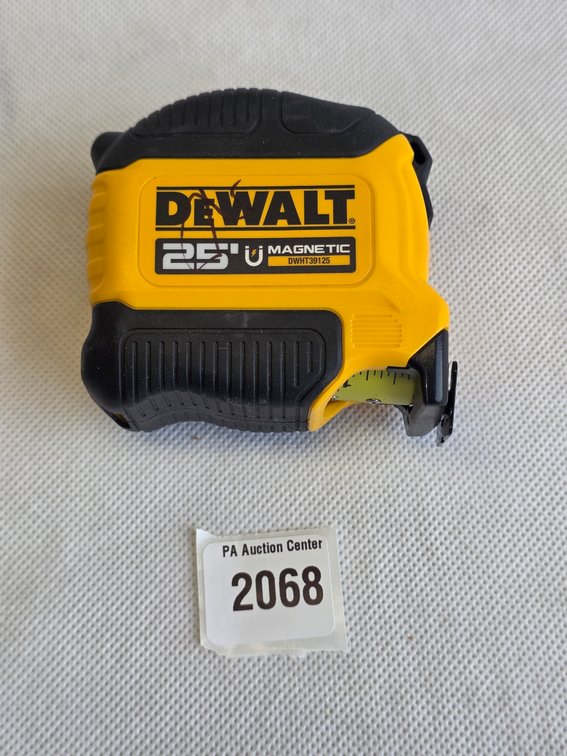 DeWalt 25' Magnetic Tape Measure DWHT39125