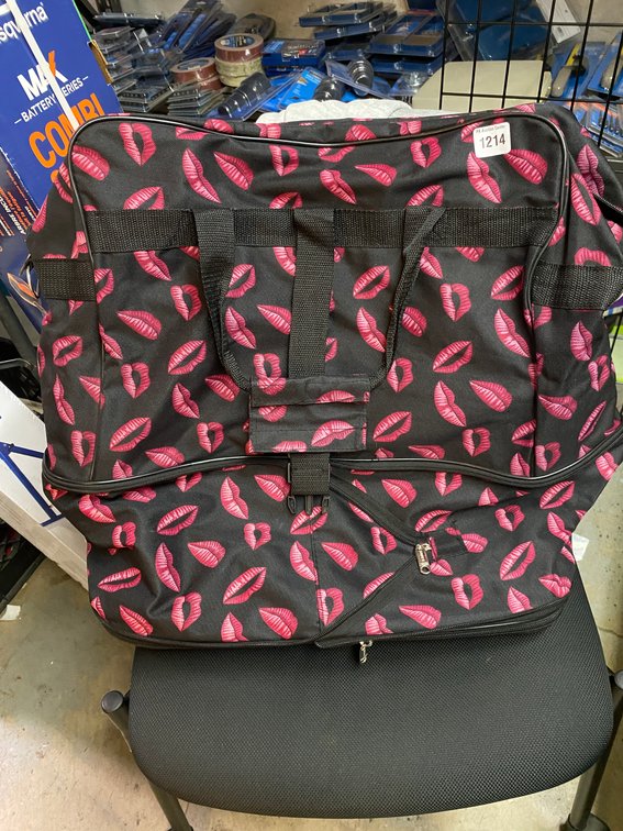 22"x22" Travel/Duffel Bag On Wheels