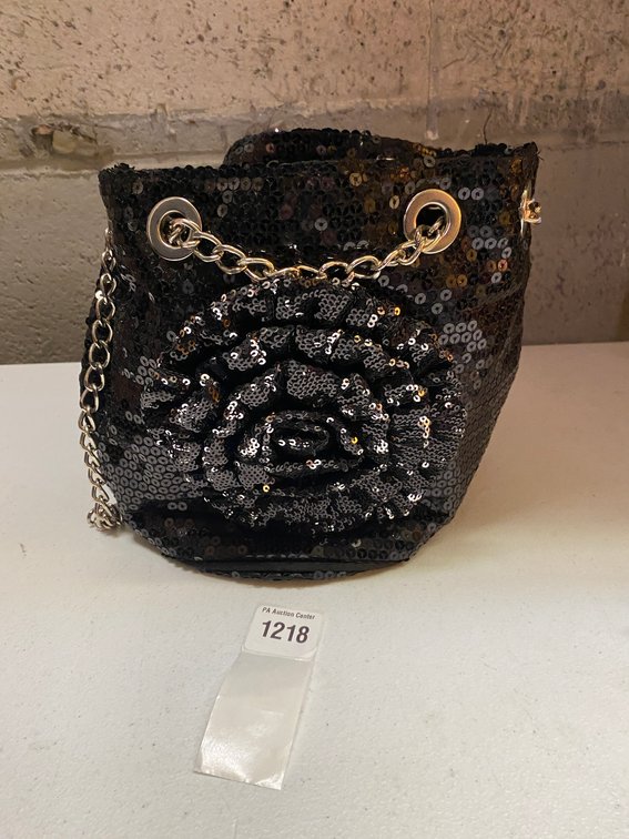 8' Sequined Evening Bag
