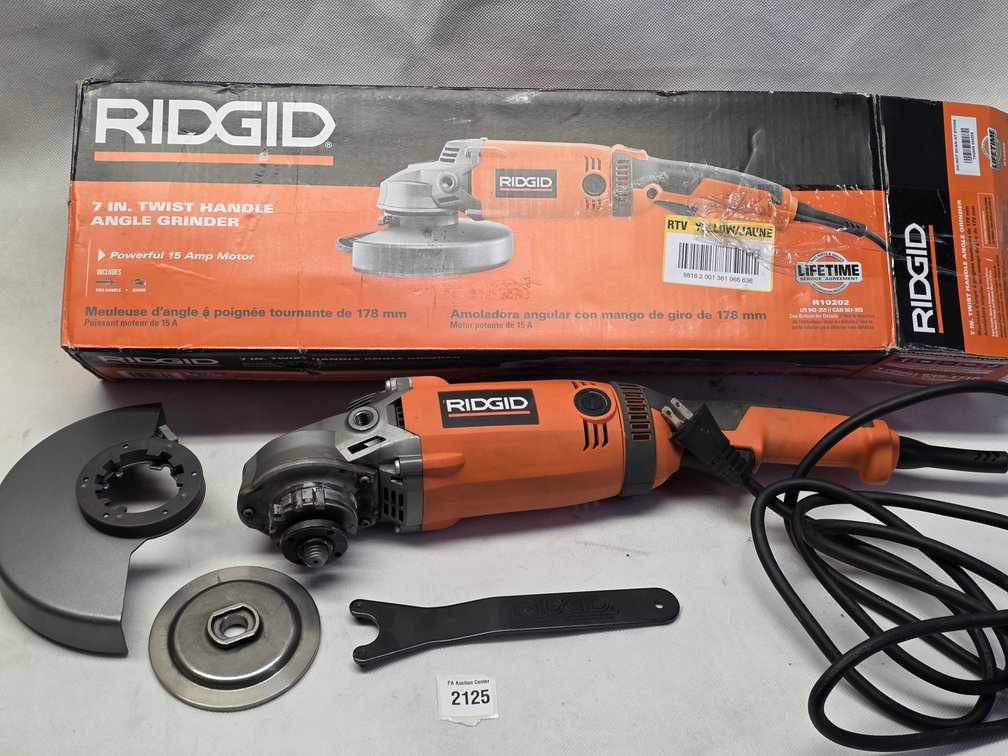 RIDGID 7-Inch Twist-Handle Angle Grinder R10202