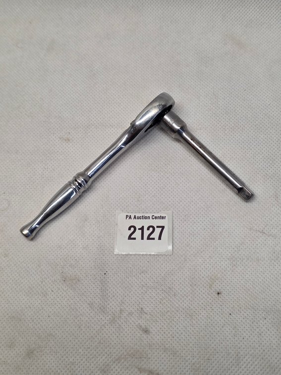 Husky Ratchet Wrench with extension