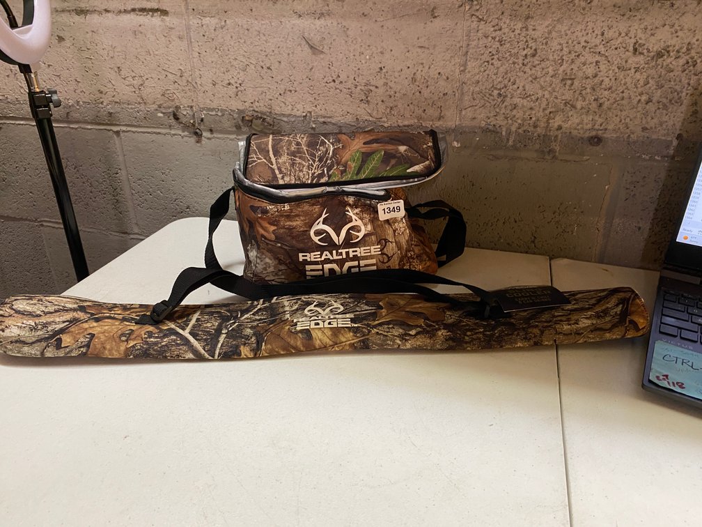New Realtree 9" Cooler & Sling Cooler