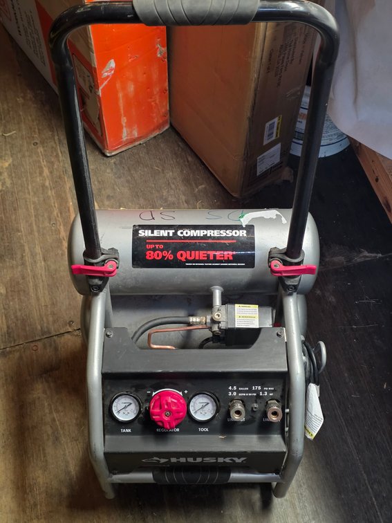 Husky Silent 4.5-Gallon Portable Air Compressor - USED