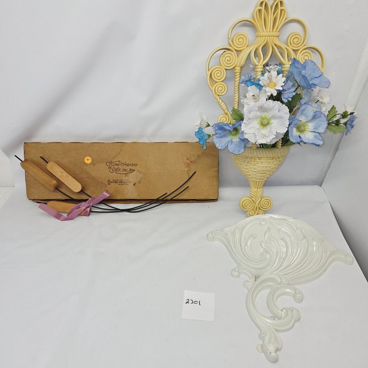 Vintage Wall Decor Lot