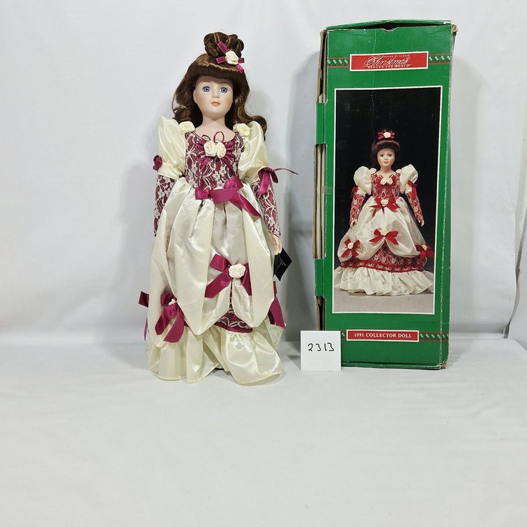 House of Lloyd Christmas Doll