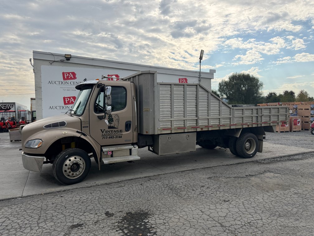 2003 Freightliner M2 Dump Truck