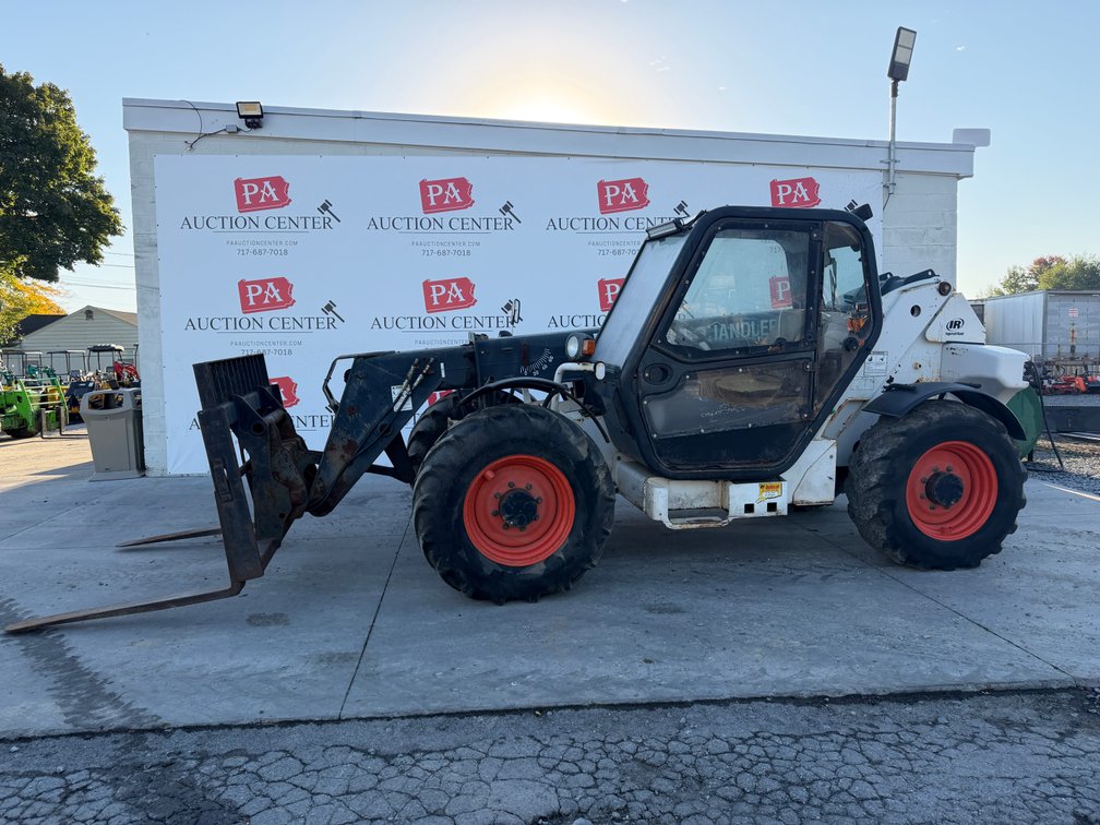 Bobcat / Ingersoll-Rand V723 4X4X4 Telehandler