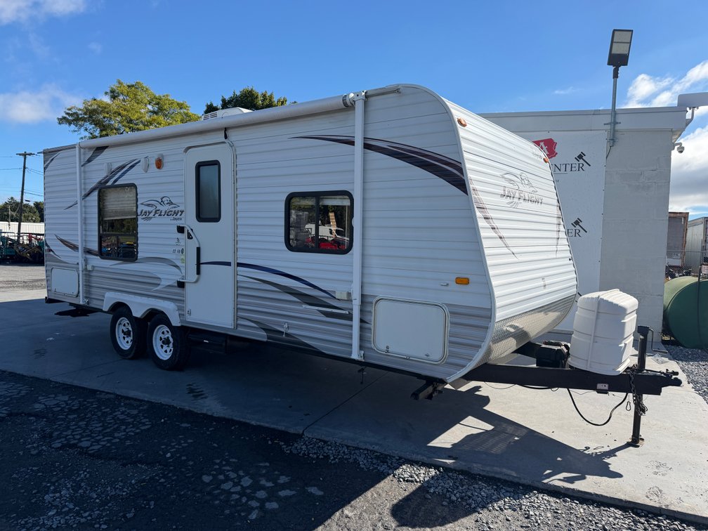 2012 Jayco Jay Flight 23' Towable Camper