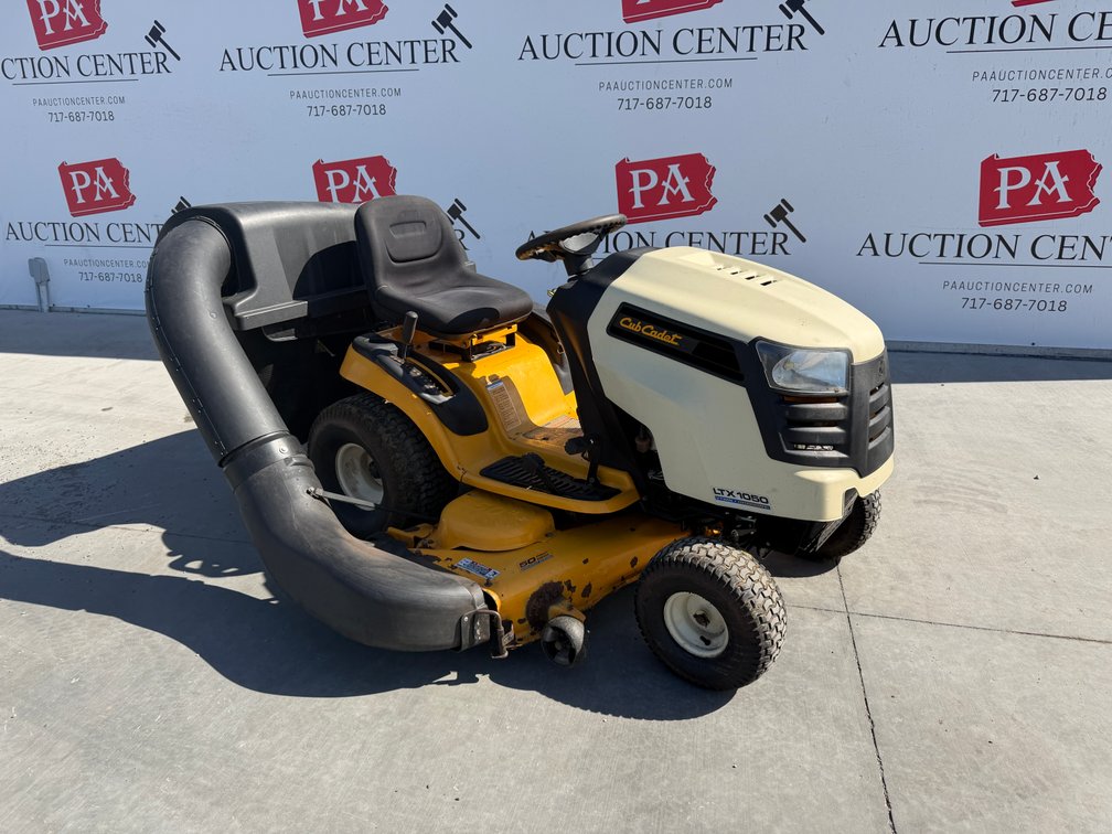Cub Cadet LTX1050 Hydrostatic Riding Mower