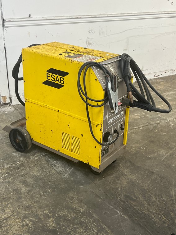 Esab Migmaster 250 Welder