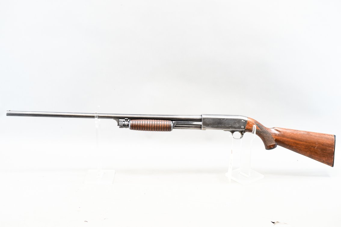 (CR) Ithaca Model 37 16 Gauge Shotgun