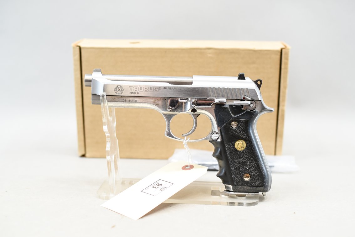 (R) Taurus Model PT100AFS .40S&W Pistol