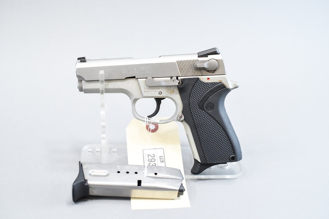 (R) Smith & Wesson Model 6906 9mm Pistol
