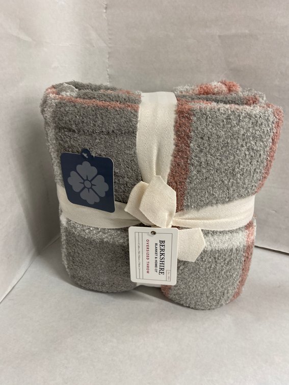 (19x Bid)Berkshire 60"x70" Throw Blanket