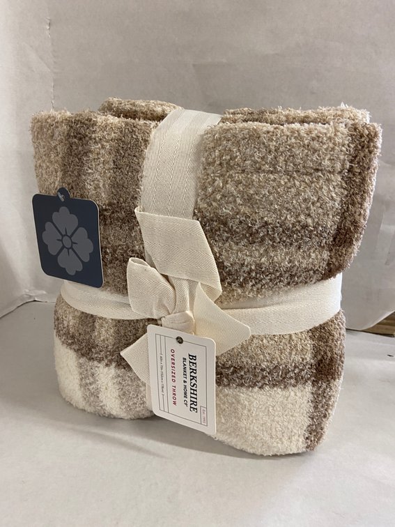 (2x Bid)Berkshire 60"x70" Throw Blanket