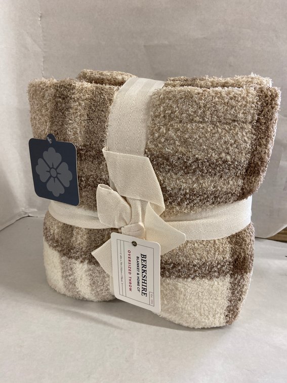 (19x Bid)Berkshire 60"x70" Throw Blanket