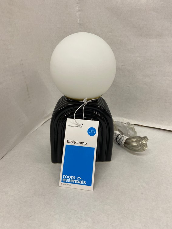 (2x Bid)Room Essentials 8.5" LED Table Lamp