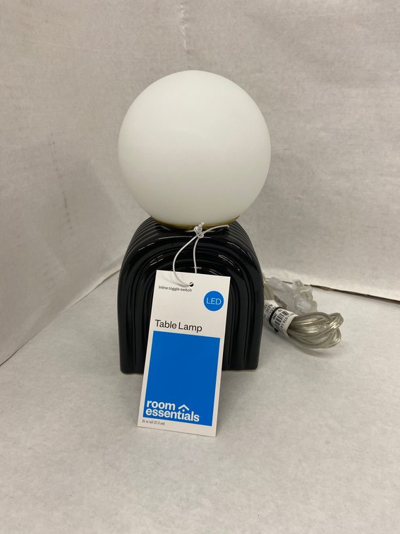 (74x Bid)Room Essentials 8.5" LED Table Lamp