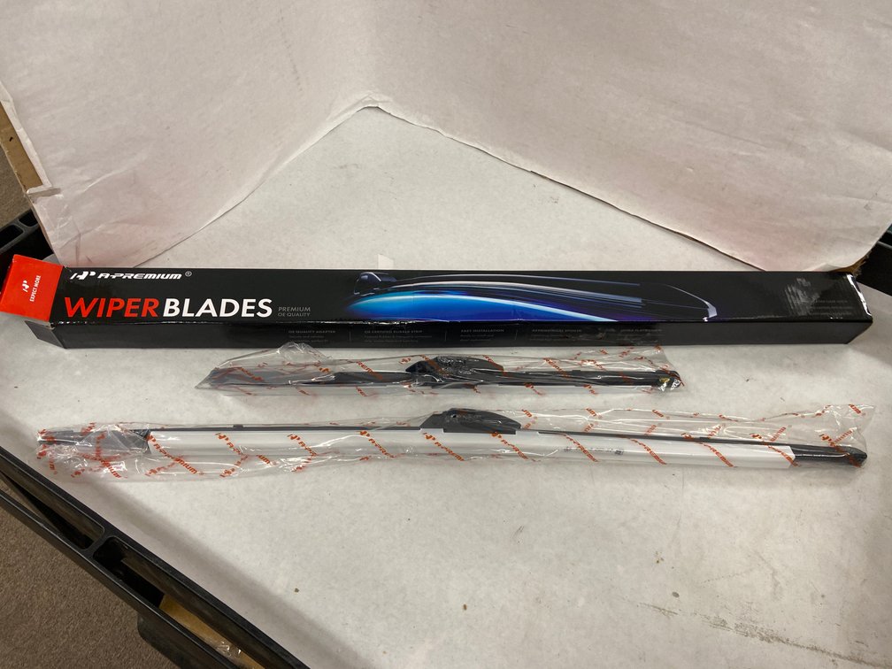 (26x Bid)Premium 28" & 17" Wiper Blade Set