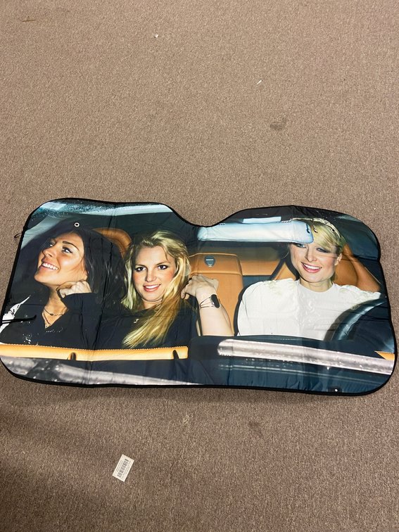 (18x Bid)Asst Windshield Sun Shade