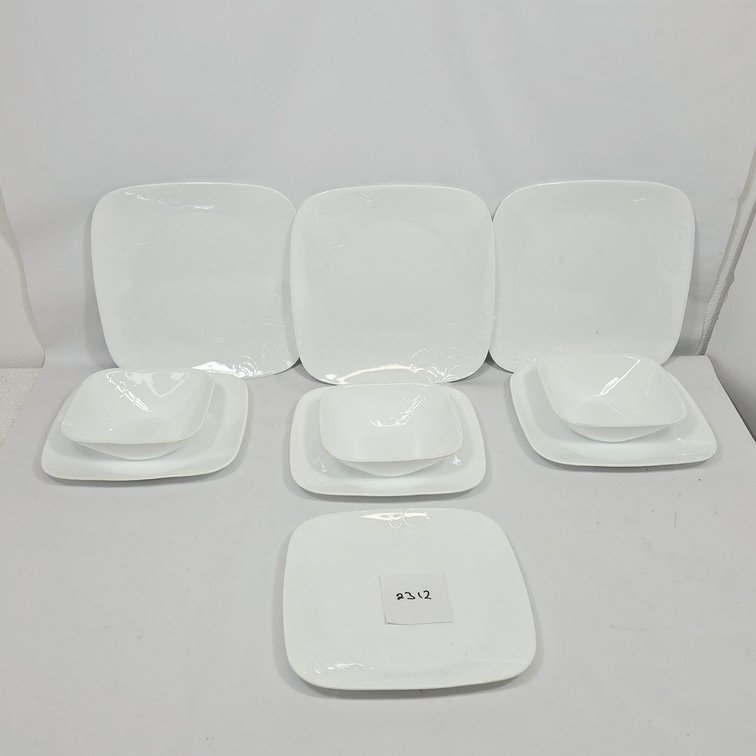 Corelle Dish Set