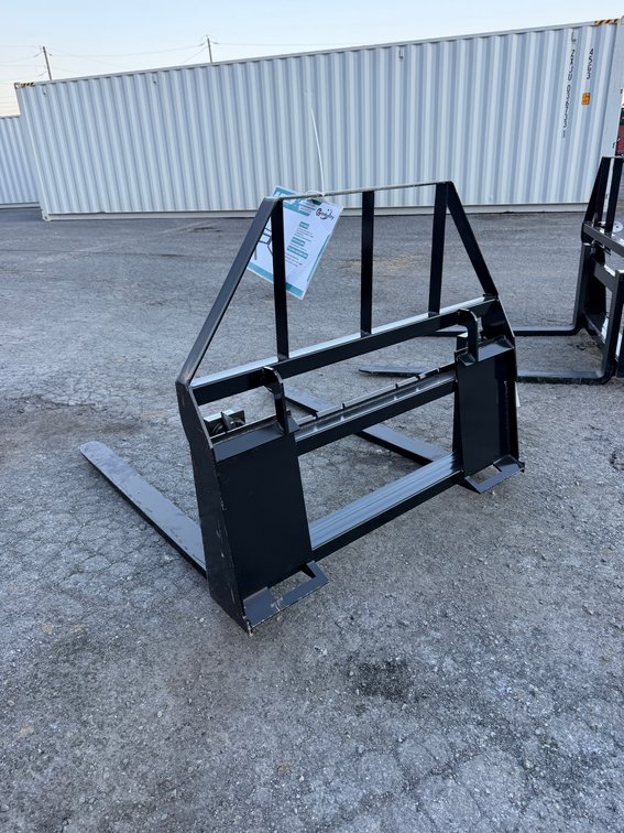 GF Industries Quick Attach Pallet Forks