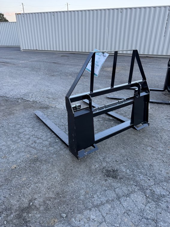 GF Industries Quick Attach Pallet Forks