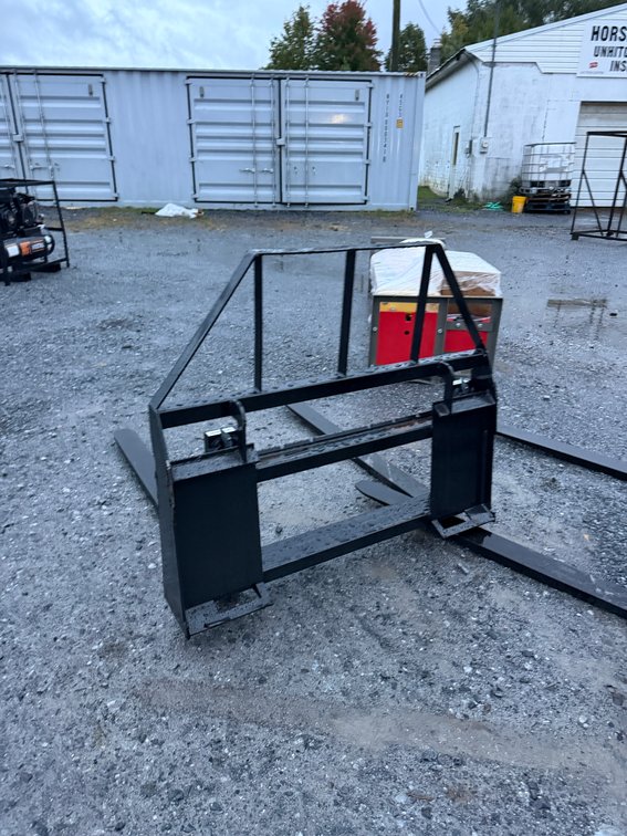 GF Industries Quick Attach Pallet Forks