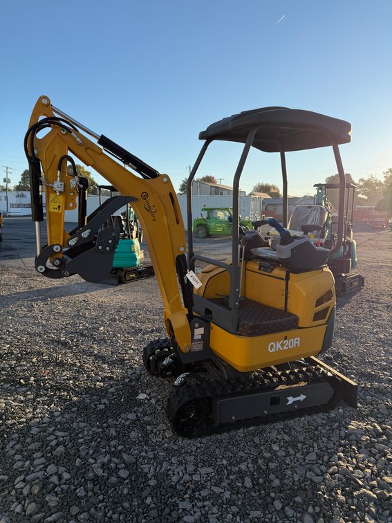 New CFG QK20R Mini Excavator