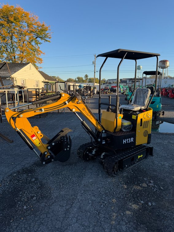 New CFG H13R Mini Excavator