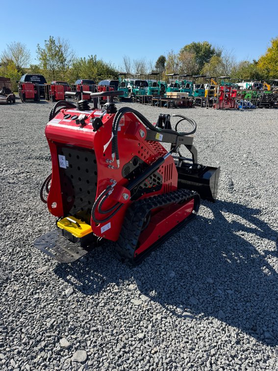New SD Lanch SSL60 Mini Stand-On Skid Loader