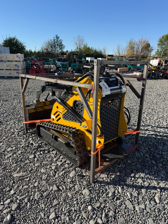 New SD LANCH SSL60 Mini Stand-On Skid Loader
