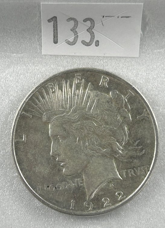 1922 Peace Dollar EF.
