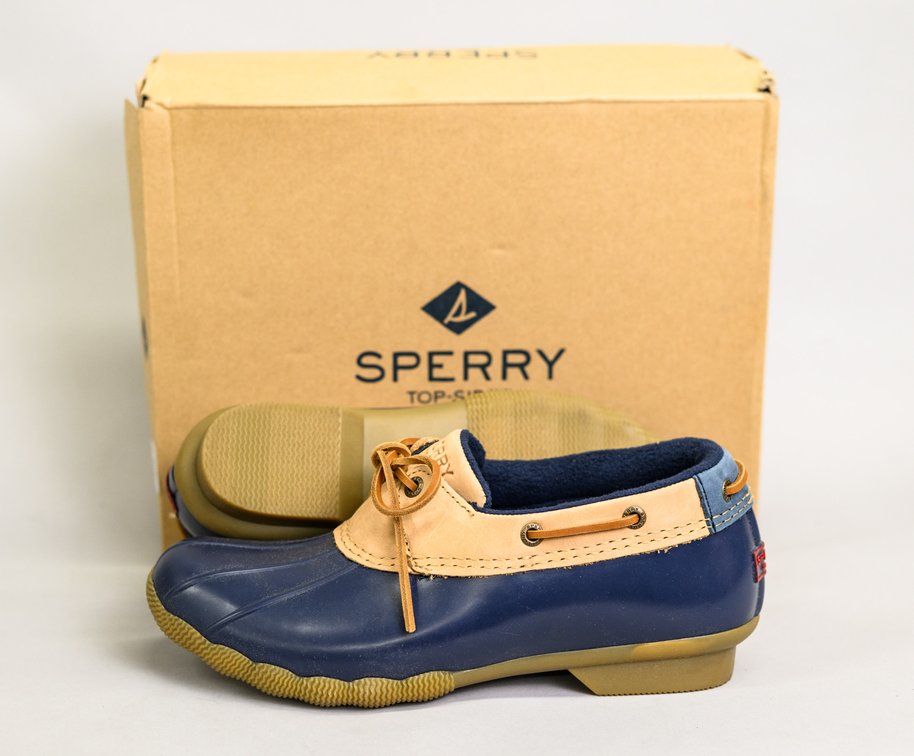Sperry Women's Saltwater 1-Eye Shoes - Size 9.5