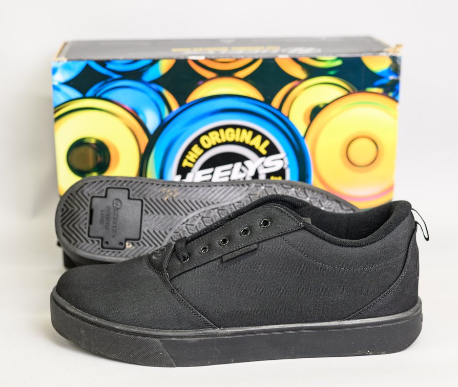 Heely's Men's Pro20 Wheeled Shoes - Size 13