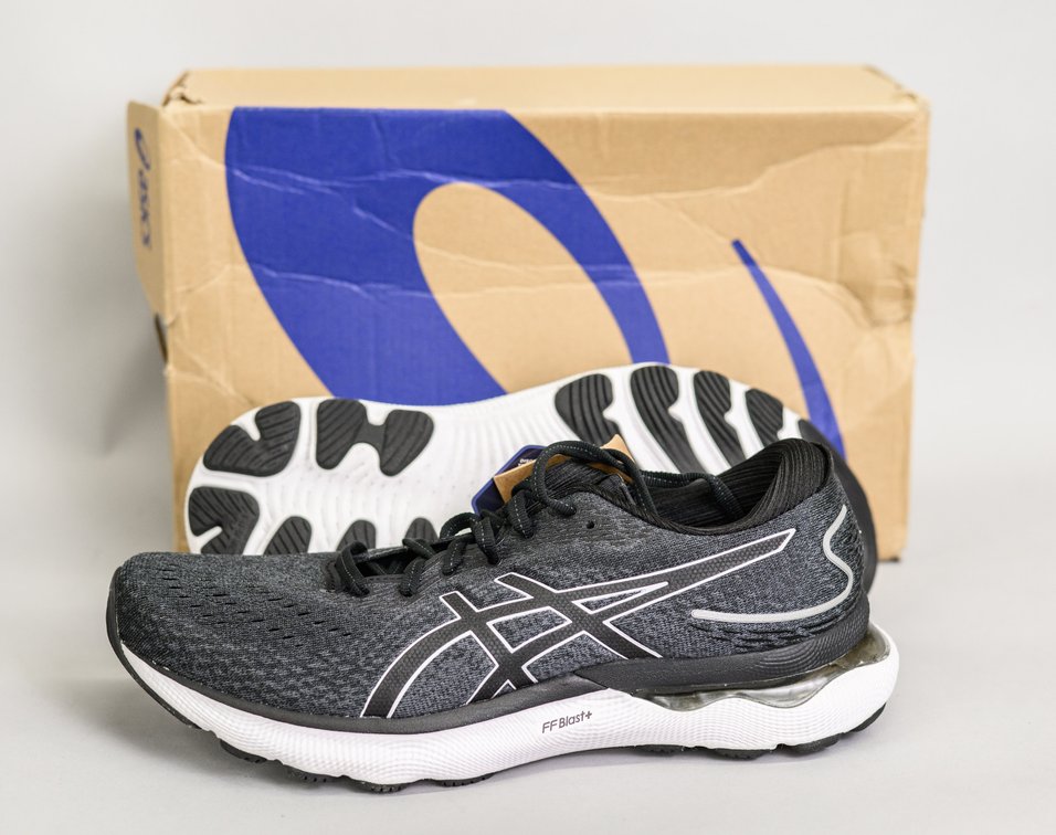 Asics Men's Gel-Nimbus 24 Sneakers - Size 8