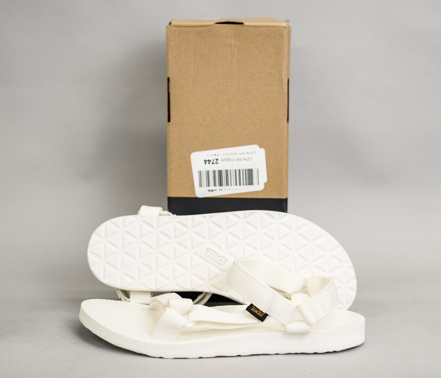 Teva Women's White Sandals - Size 11