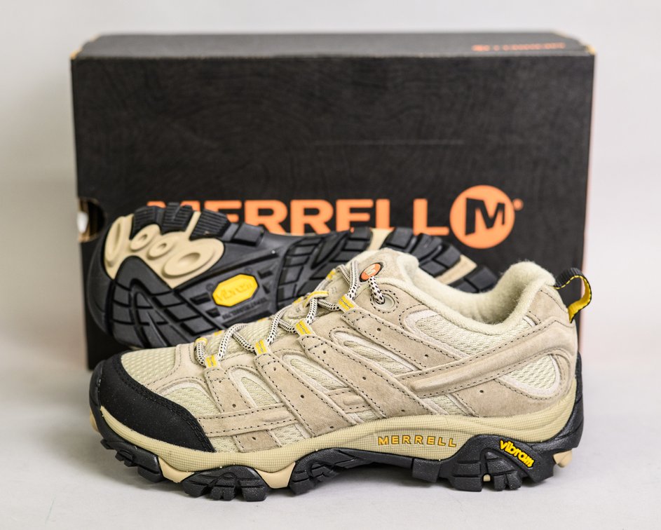Merrell Women's Moab 2 Vent Hiking Shoes -Size 7.5