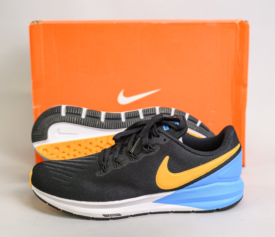 Nike Men's Air Zoom Structure 22 Shoes - Size 8.5