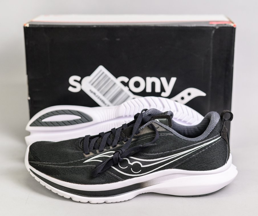 Saucony Women's Kinvara 13 Sneakers - Size 11