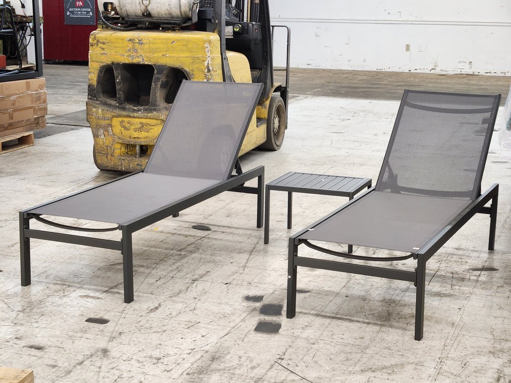 Lymjard 3pc Lounge Chair Set