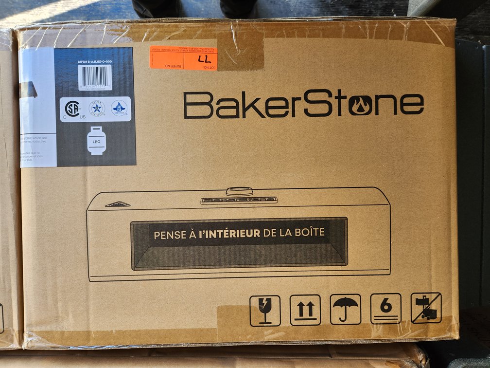 BakerStone Portable LP Pizza Oven Box & Griddle