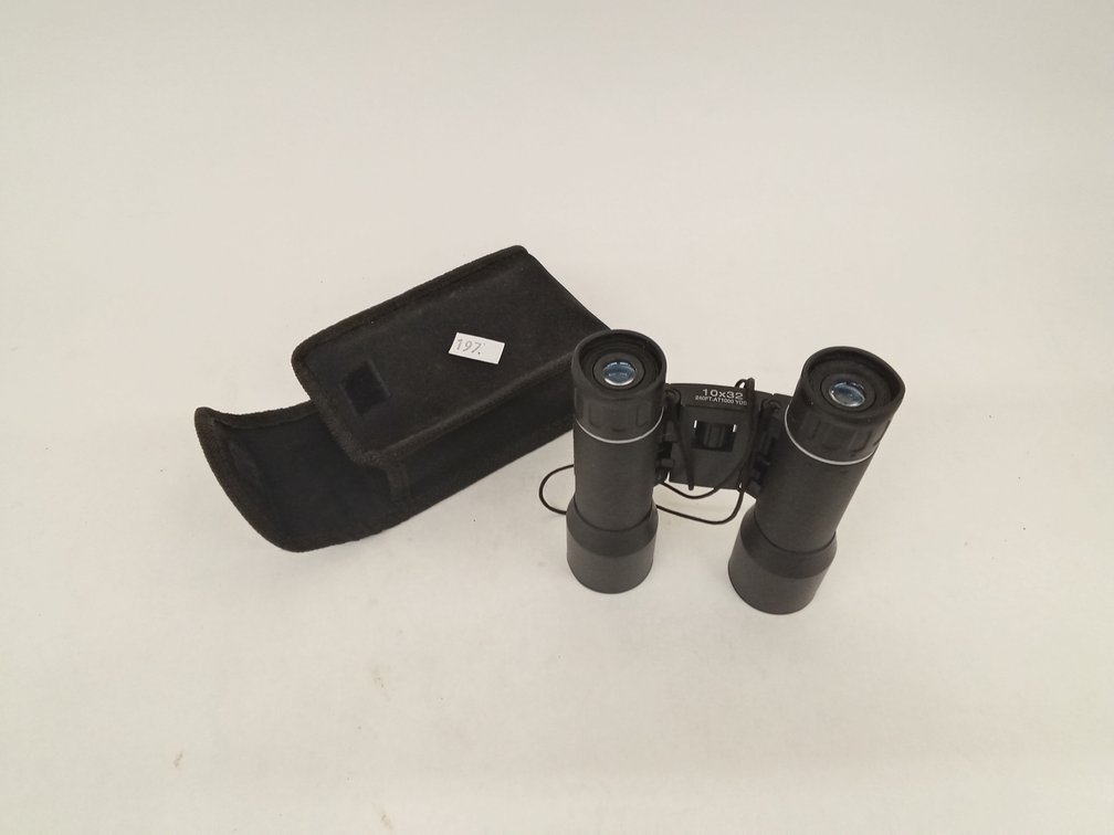 Bushnell 10x32mm Binoculars, Used