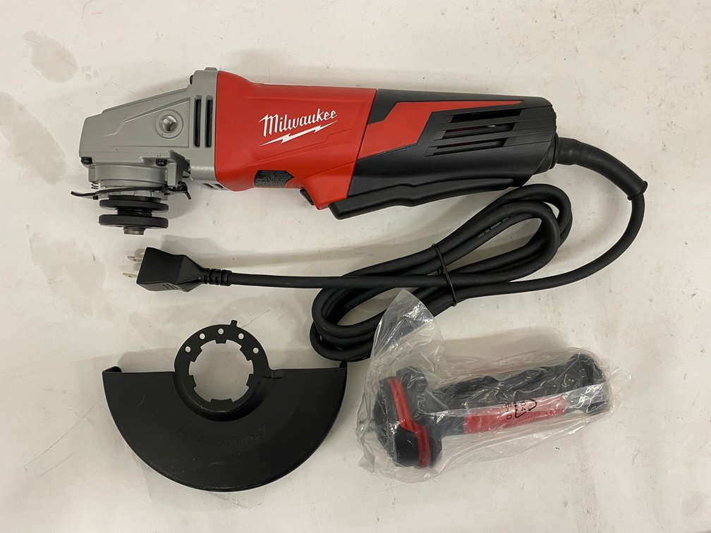 Milwaukee 13A 6" Grinder 