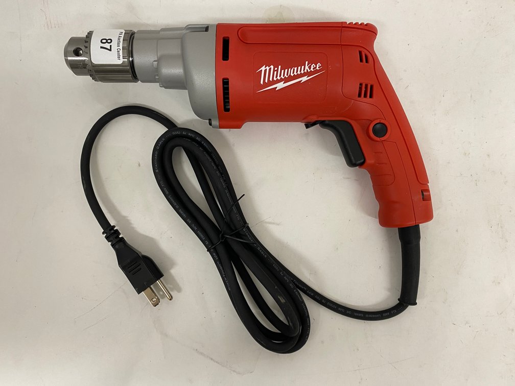 Milwaukee 8A 1/2" Drill 